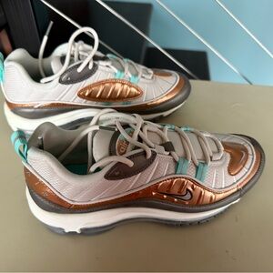 Nike Air Max 98 SE